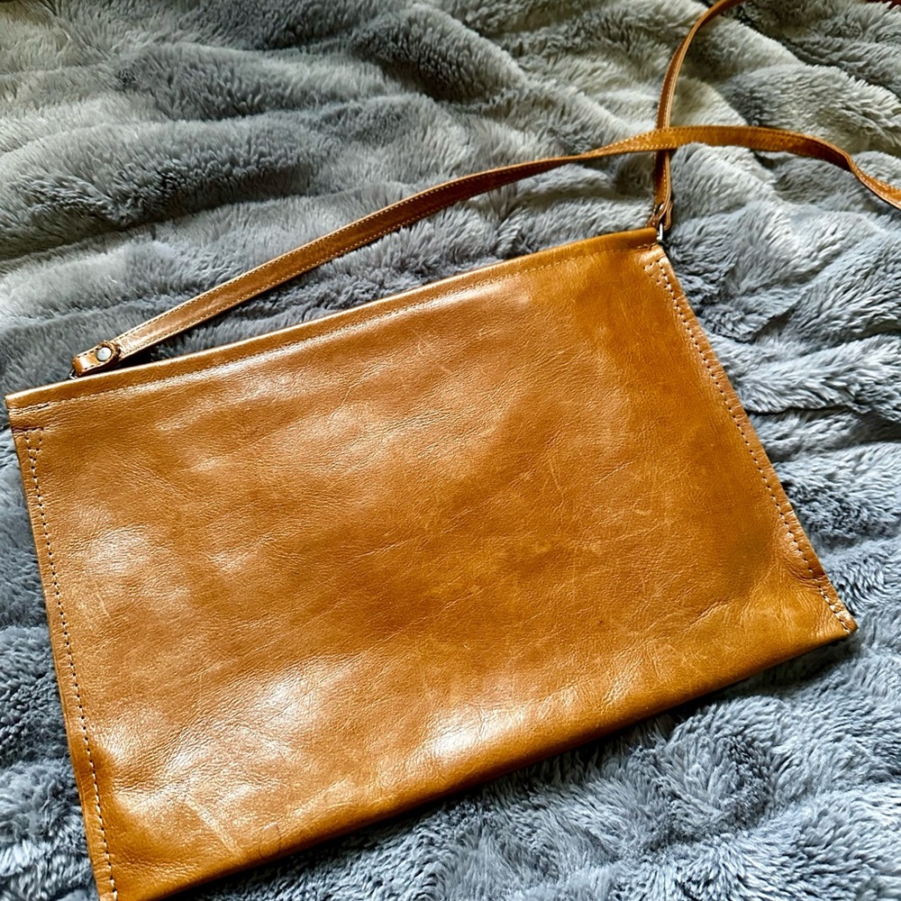 Rough & Tumble, Large EDC Crossbody, Saddle